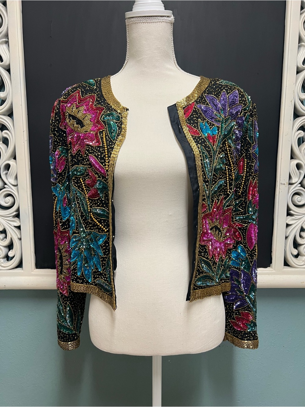 Night Vogue Vintage Silk beaded cropped jacket